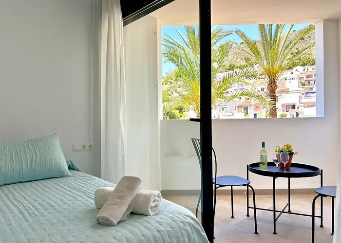 Apartment & Torres De San Juan Nerja