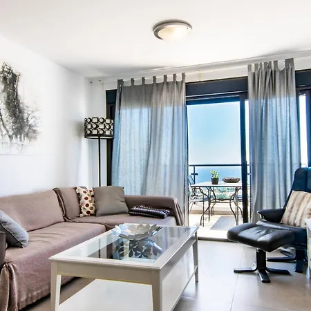 & Torres De San Juan * ネルハ