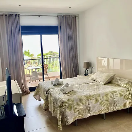 & Torres De San Juan アパート