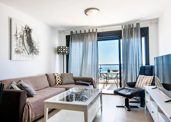 & Torres De San Juan * Нерха