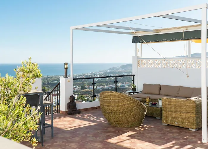 & Torres De San Juan * Нерха